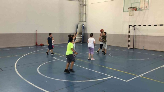 Bafra’da Spor Dolu Yaz