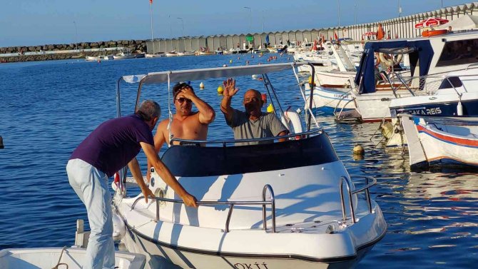 Samsun’da Tekneden Denize Düşen Balıkçı Kurtarıldı