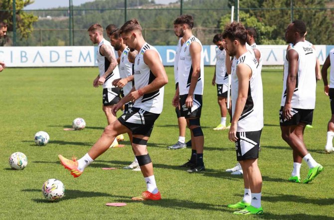 Beşiktaş, Karagümrük Maçının Hazırlıklarını Sürdürdü