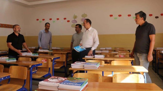 Bingöl’de Ücretsiz Ders Kitaplarının Dağıtımı Başladı