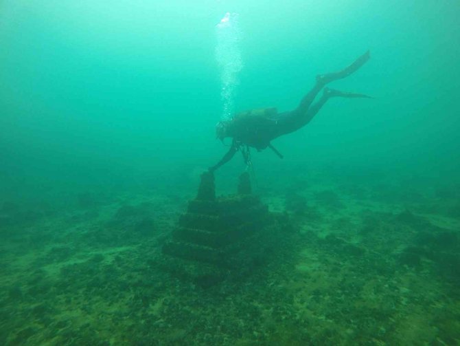 Dicle Barajı Altındaki Batık Kent Dalgıçlar Tarafından Görüntülendi