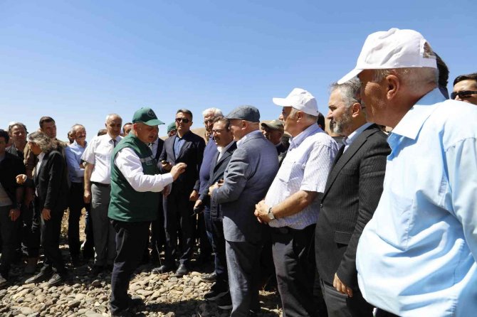 Hınıs Başköy Barajı!nın Kapakları ’Su Tutma’ Töreni İle Kapatıldı