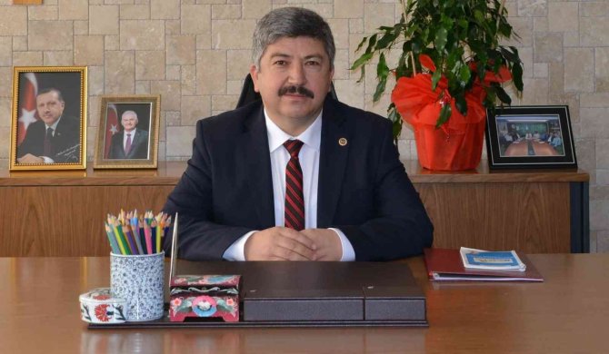 Gediz’de Kurtuluşun 100. Yılında Yüzme Yarışması