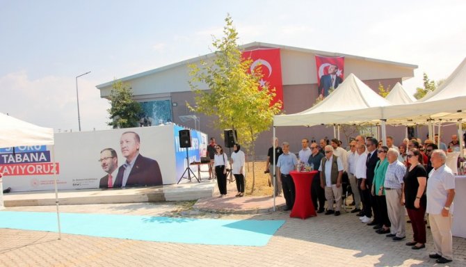 Çınarcık’ta Portatif Yüzme Havuzu Açıldı