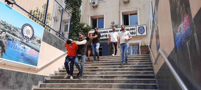 Telefon Dolandırıcıları Fetö Yalanıyla Vatandaşın 150 Bin Lirasını Dolandırdı