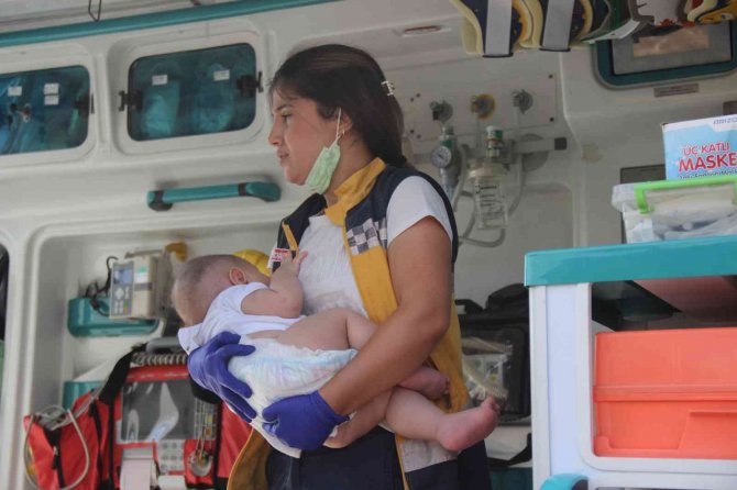 Kuzey Marmara Otoyolu’nda Bariyerlere Çarpan Otomobil 100 Metreden Şarampole Uçtu
