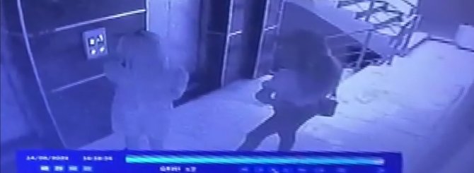 Çaldıkları Para Kasasını Bebek Arabasına Koyup Kayıplara Karıştılar