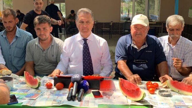 Sarıgül: "Hazine Arazilerini Bedelsiz Tarım Yapmak Şartıyla Gençlere Vereceğiz"