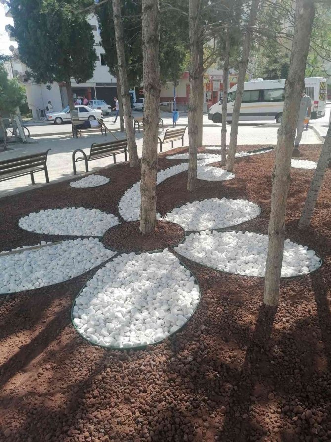 Sincan Belediyesinden Kuru Peyzaj Çalışması