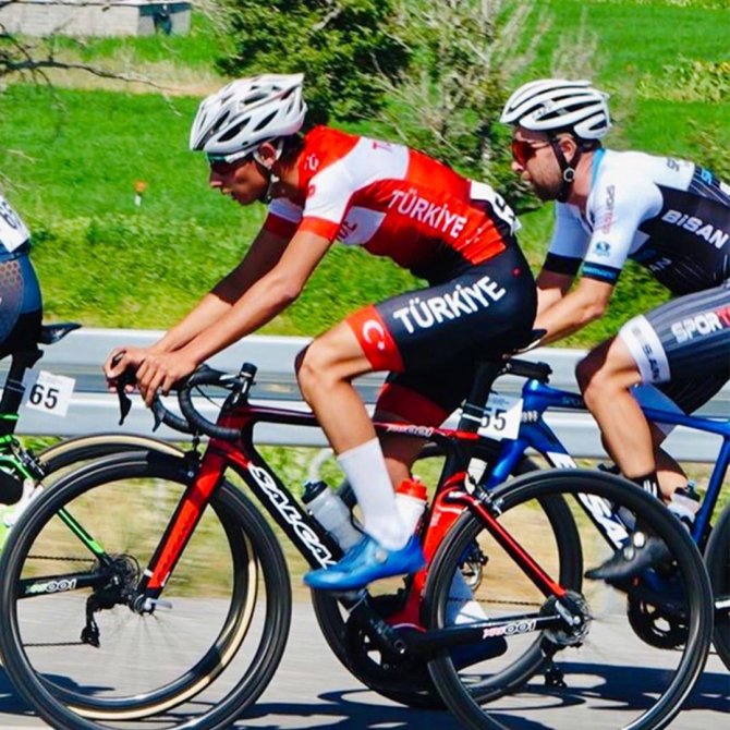 Denizlili Sporcular Şampiyonluk İçin Pedal Çevirecek