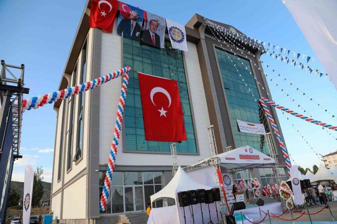 Tobb Başkanı Hisarcıklıoğlu: “Mart Ayında Togg’u Göreceğiz Ve Hep Beraber Bineceğiz”