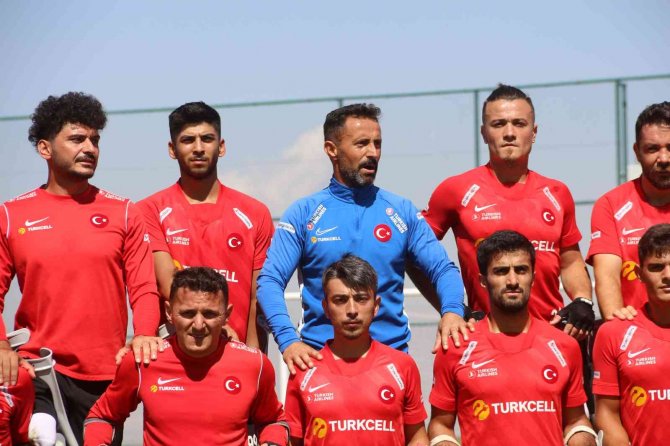 Osman Çakmak: “Müzemizde Eksik Olan Dünya Kupasını İstiyoruz”
