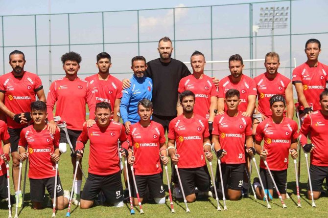 Osman Çakmak: “Müzemizde Eksik Olan Dünya Kupasını İstiyoruz”