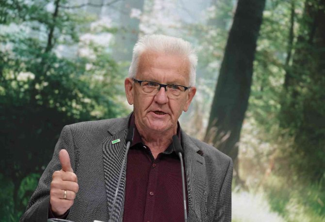 Almanya Yetkiliden Tasarruf Önerisi: "Duş Almak Yerine Bez Kullanılabilir"