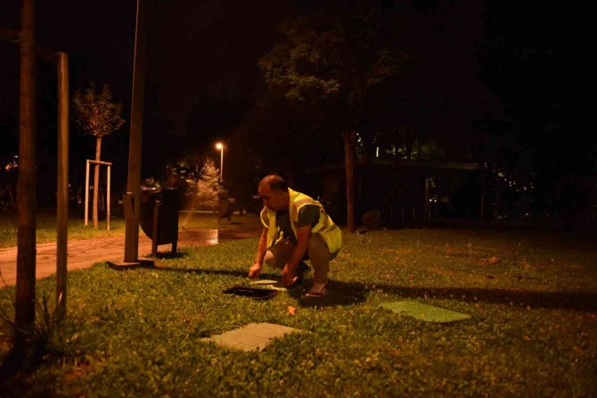 Başkentte Gece Temizlik Timleri İş Başında