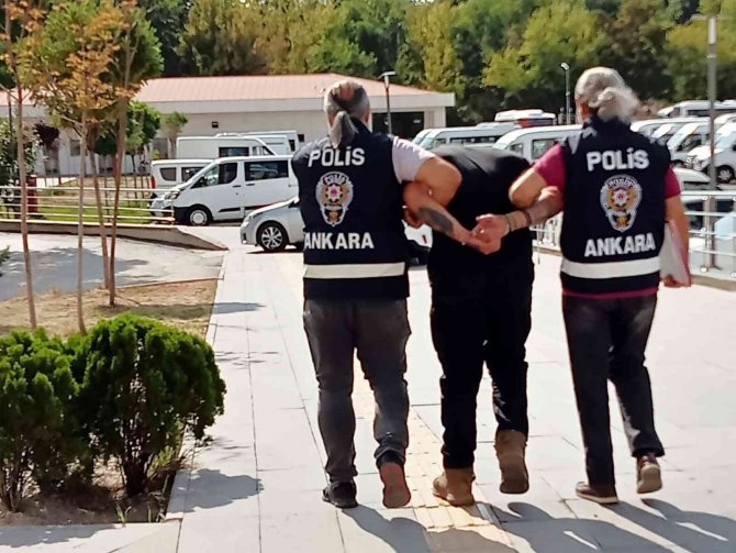 Uyuşturucu Satıcısının Evinden 112 Parça Tarihi Eser Çıktı