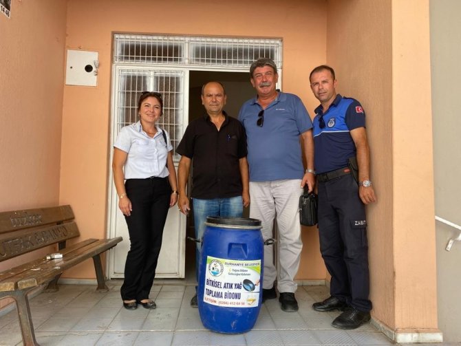 Burhaniye’ De Atık Yağlar Sokak Hayvanlarına Mama Olacak