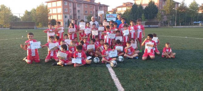 Sporcu Gençlere Başkandan Sürpriz Hediye