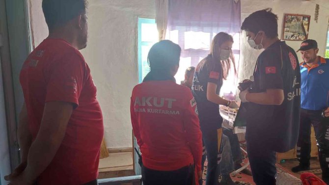 Kayıp Genç Kendi İmkanlarıyla Köye Döndü