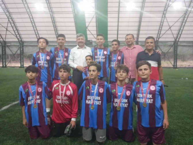 Gediz’de Futbol Turnuvası