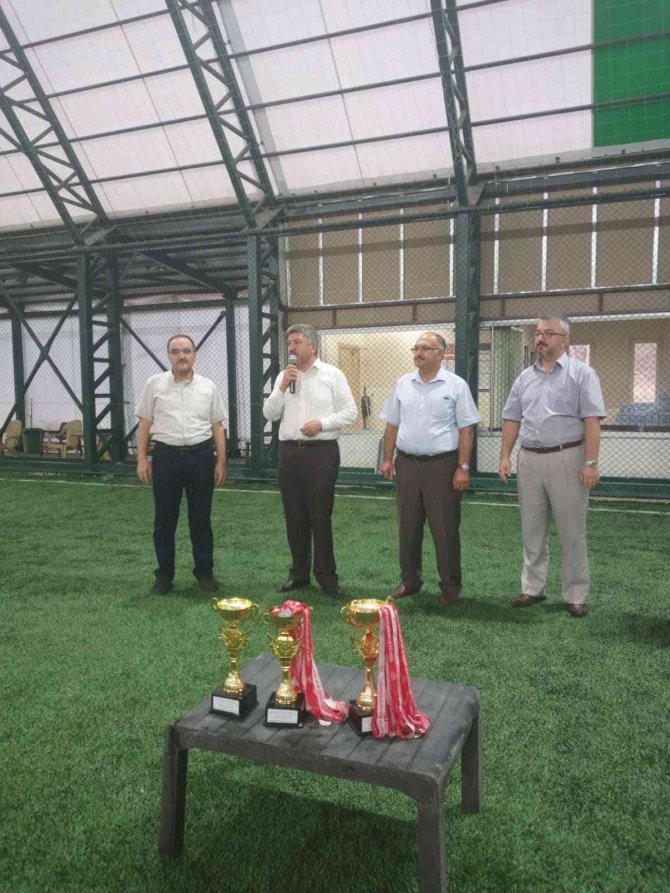 Gediz’de Futbol Turnuvası
