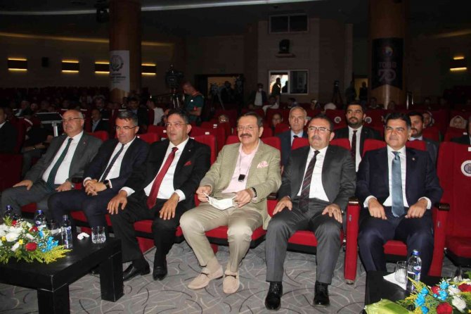 Erzurum Ticaret Borsası Ekonomiye Değer Katanlar Ödül Töreni Gerçekleştirildi