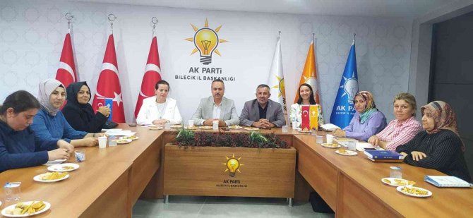 İ̇l Başkanı Yıldırım, “2023’e Giden Yolda Ak Kadınlarımıza Güveniyoruz”