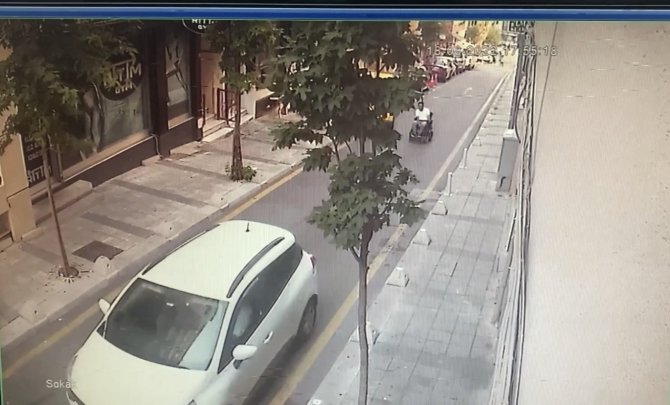 Engelli Adamı Ezip Kaçtı