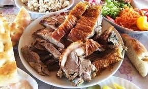 İ̇lçede Rekabet Başladı, Duyan Kasaplara Koştu