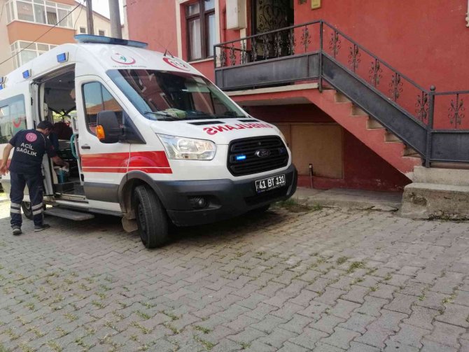 Kocaeli’de 77 Yaşındaki Adam Evinde Ölü Bulundu