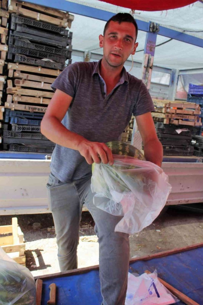 Manyas’ta Yerli Ürün Bollaşınca Sebze Fiyatlarında Düşüş Yaşandı