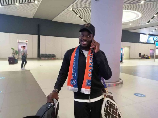 Bertrand Traore, İ̇stanbul’a Geldi