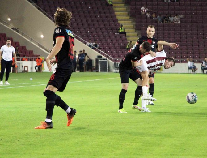 Spor Toto Süper Lig: Hatayspor: 1 - Gaziantep Fk: 1 (İ̇lk Yarı)