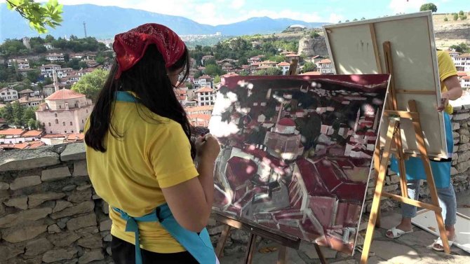 Osmanlı Kenti Safranbolu’yu 10 Ülkeden 21 Ressam Resmediyor