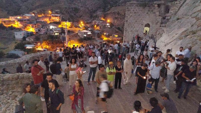 1. Kommagene Bienali Başladı