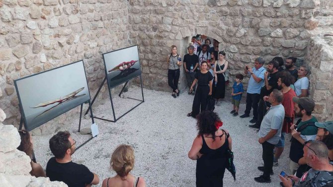 1. Kommagene Bienali Başladı