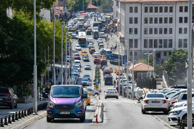 Ankara Kalesi Ve Ulus Çevresindeki Ücretsiz Ring Seferleri Devam Ediyor