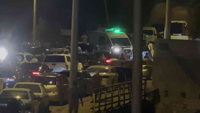 Bakan Soylu Tır Kazasında Hayatını Kaybedenlerin Cenaze Törenine Katıldı