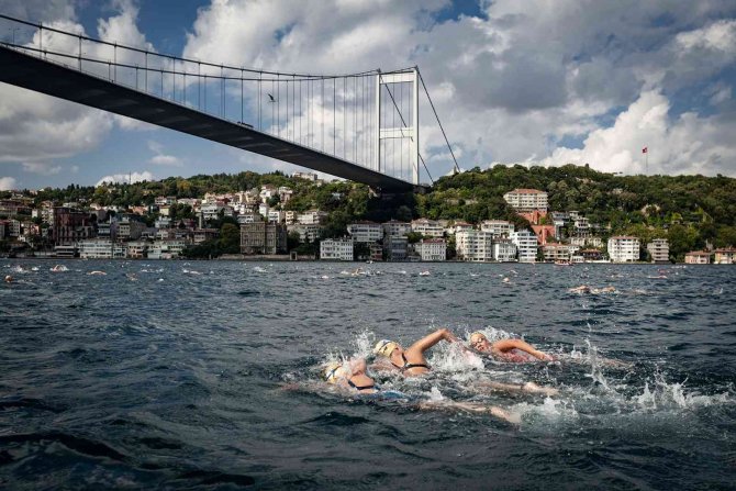Aydınlı Yüzücüden Büyük Başarı
