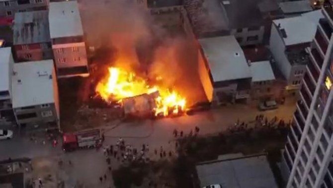 Bursa’da Baraka Yangını Korkuttu