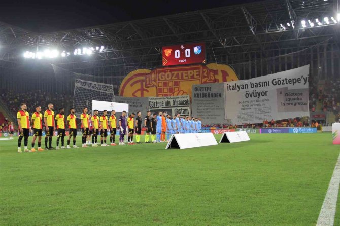 Göztepe Taraftarından Muhteşem Koreografi