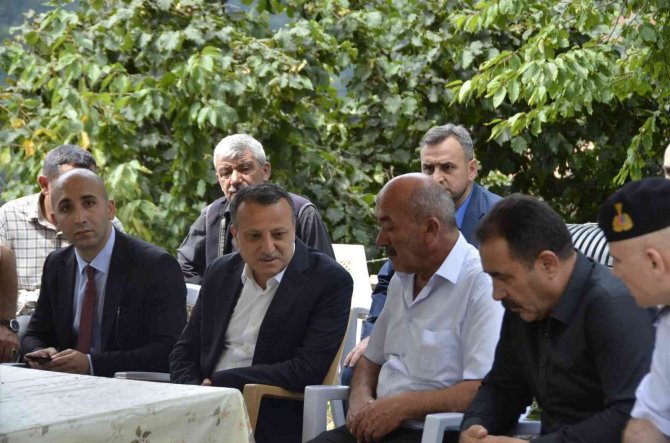 Vali Taşbilek’ten Şehit Bekçinin Ailesine Taziye Ziyareti