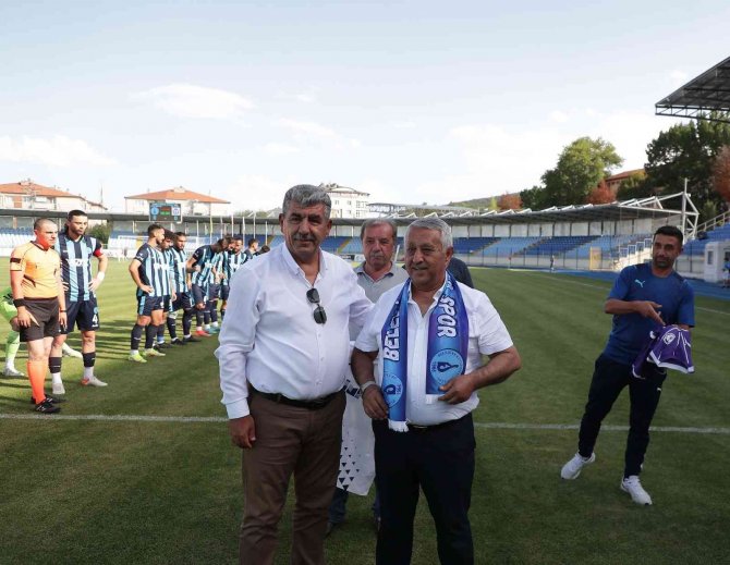 Hazırlık Maçında Dostluk Kazandı