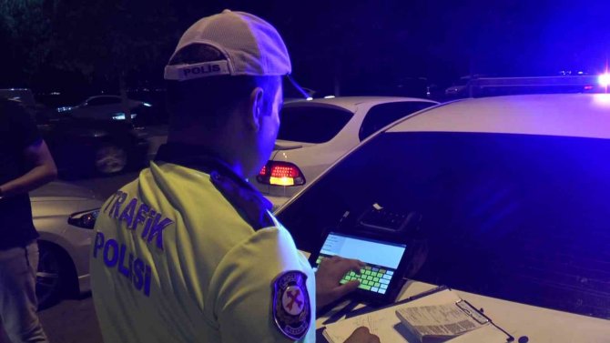 İ̇stanbul’da Abartı Egzoz Kullanan Sürücülere Ceza Yağdı