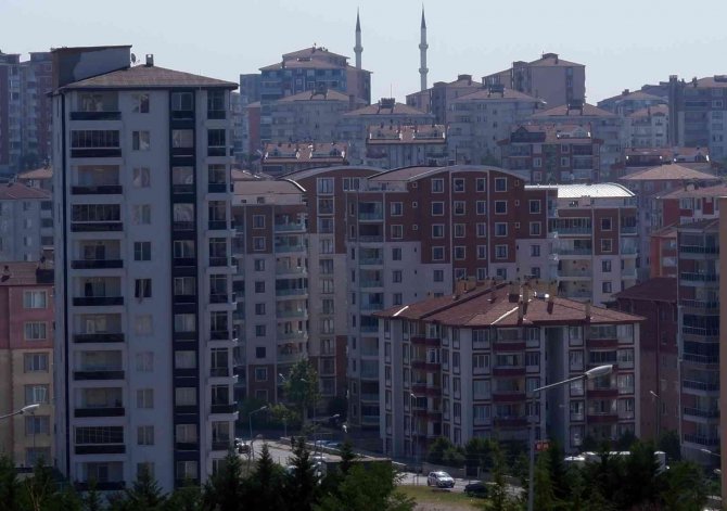 Öğrenciye Kiralık Ev Fiyatları Yüzde 300 Arttı, 1 Yıllık Peşinat İstiyorlar