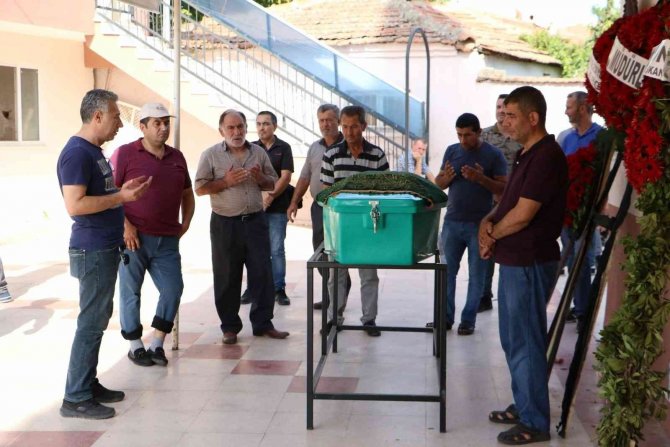 Motosiklet Kazasında Hayatını Kaybeden Maski̇ Çalışanı Toprağa Verildi
