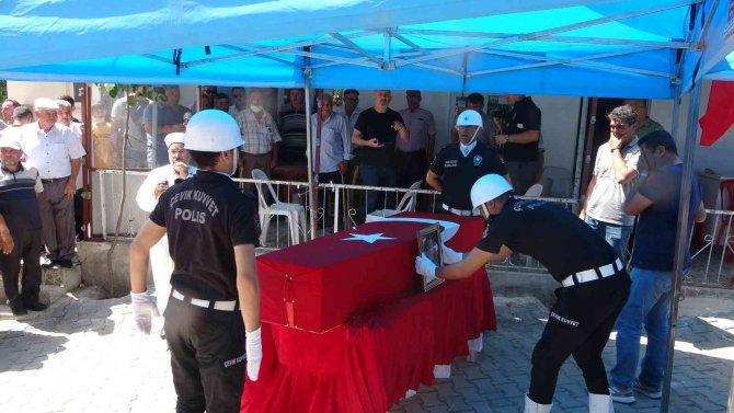 Mardin’deki Kazada Şehit Olan Polis Yahya Ergin Çanakkale’de Toprağa Verildi