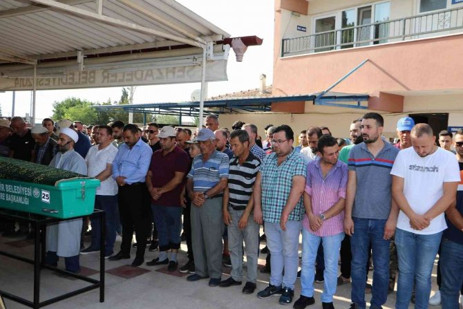 Motosiklet Kazasında Hayatını Kaybeden Maski̇ Çalışanı Toprağa Verildi