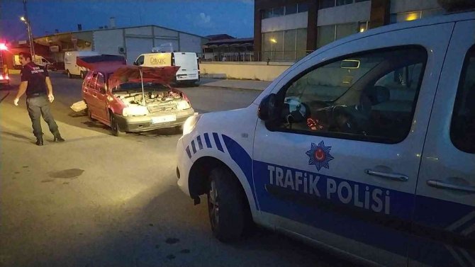 Drift Atarken Refüje Çıktı, Yaralı Olarak Kaçtı, Fenalaşınca Durdu
