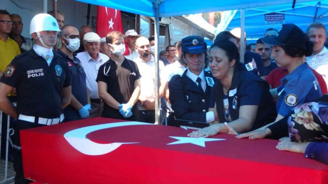 Mardin’deki Kazada Şehit Olan Polis Yahya Ergin Çanakkale’de Toprağa Verildi